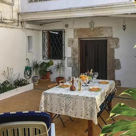 3 Bedroom Beautiful In *